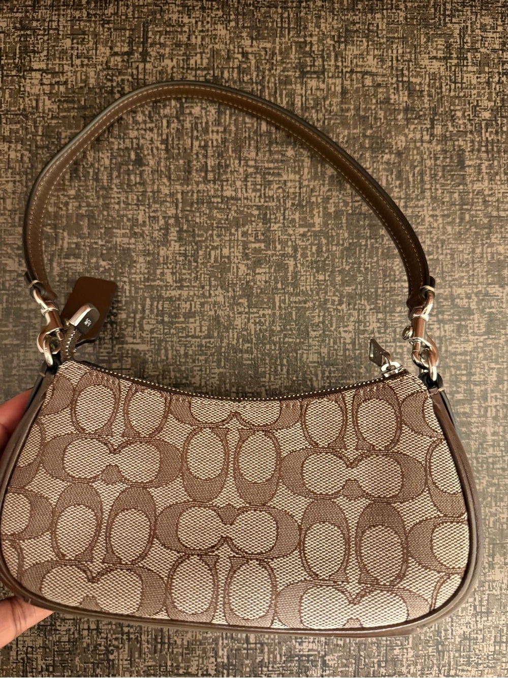 Genuine Coach “Ashton” Brown Signature Canvas Shoulder Bag with Buckle - Picture 2 of 4